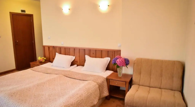 Номер Standard Хотел Лина/Hotel Lina