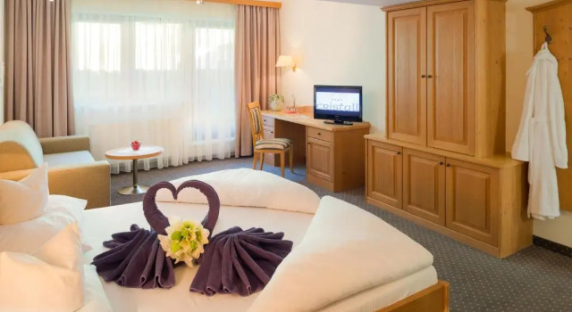 Номер Comfort Sporthotel Cristall
