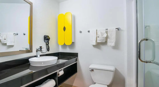 Deluxe Zimmer Studio 6-Buda, TX