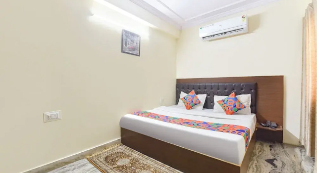 Номер Deluxe Fabhotel Royal Palace I