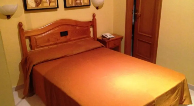 Hotel Boltaña Ordesa, Book Hotel Hotels in Aragon with Parking, Parking