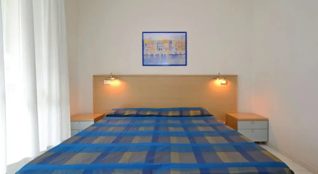 Adorable Apartment With Pool, Book Lejlighed Hoteller i Friuli Venezia Giulia med parkering, Parkering