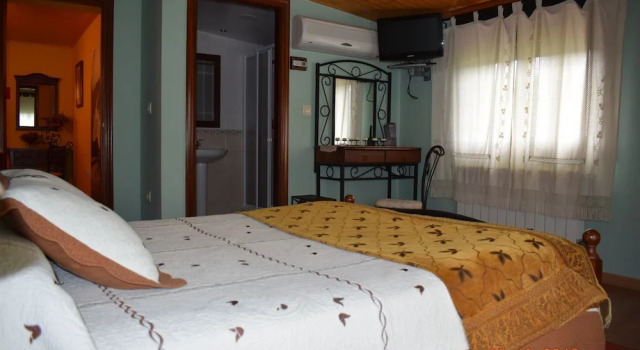 Двухместный номер Standard с балконом Casa Rural Os Carballos