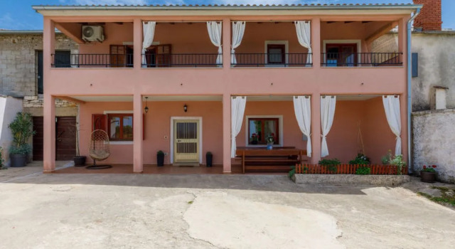 Villa Mate i Kate, Book Villa Sommerhuse i Central Istria, Hytte