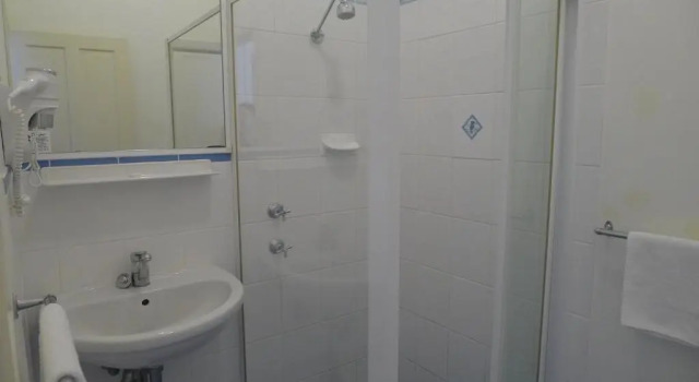 Номер Standard Watersedge Motel