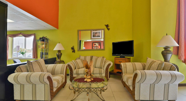 Americas Best Value Inn & Suites Haltom City Ft. Worth, Забронировать Отель Хальтом-Сити Dallas - Fort Worth Metropolitan Area