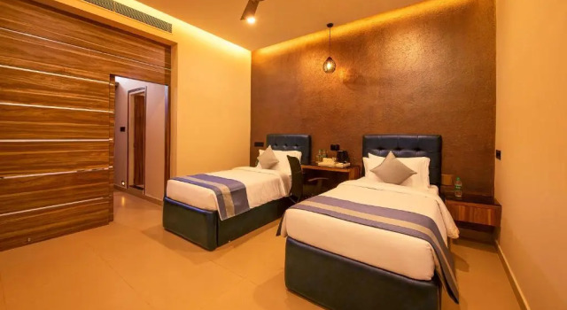Люкс Standard Hometown Galleria Manipal