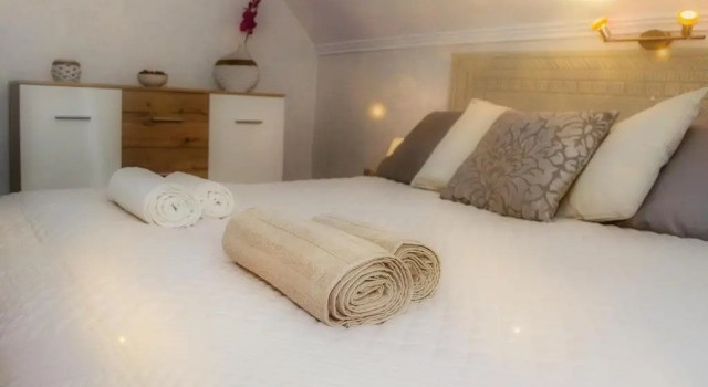Erika Apartmanház, Book Hotel Dombovar Tolna