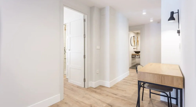 Апартаменты Presidential с балконом ELEVEN Apartments Real de la Carretería, by Homing U