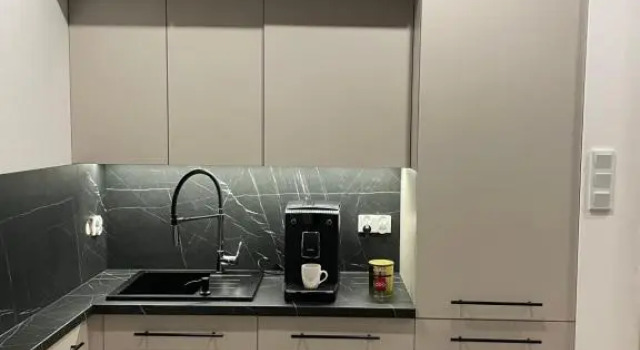 Przytulny apartament na Klonowej 24-hour check-in Zameldowanie całodobowe, Забронировать Апартаменты/квартира Отели Кельце с парковкой, Парковка