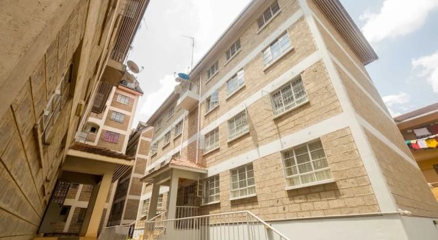 Spacious 2bdr Home-5mins TO Wilson Airport, Prenota Appartamento Hotel a Nairobi con parcheggio, Parcheggio