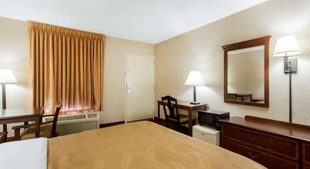 Quality Inn Mount Airy Mayberry, Buchen Sie Hotel Mount Airy North Carolina