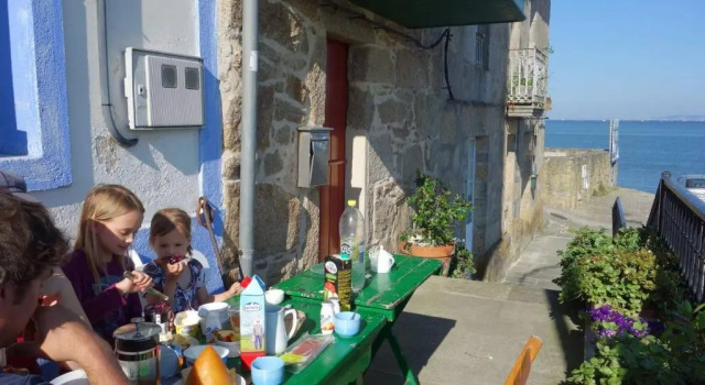 Коттедж house in the harbour