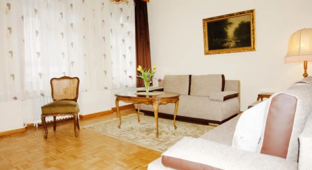 Traben Apartments "TenVIK", Забронировать Апартаменты/квартира Отели Трабен-Трарбах с парковкой, Парковка
