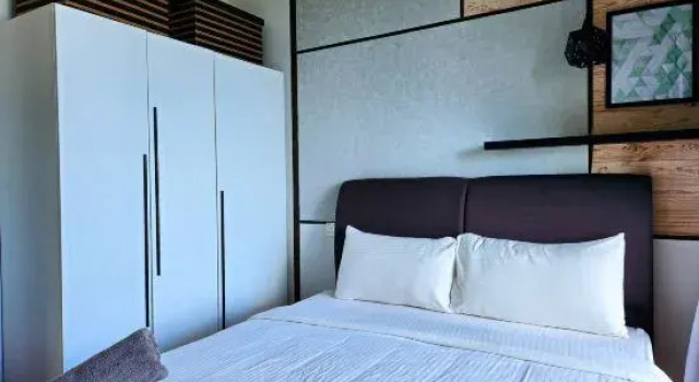 Люкс Deluxe Scenic Country Garden Danga Bay by Lions Bay