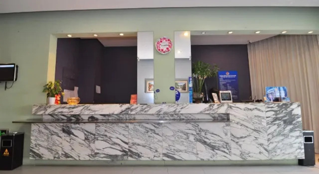 Jinjiang Inn Ningbo Train Station, Reservar Hotel Haishu District Ningbo, perto de Daqing Bridge Station