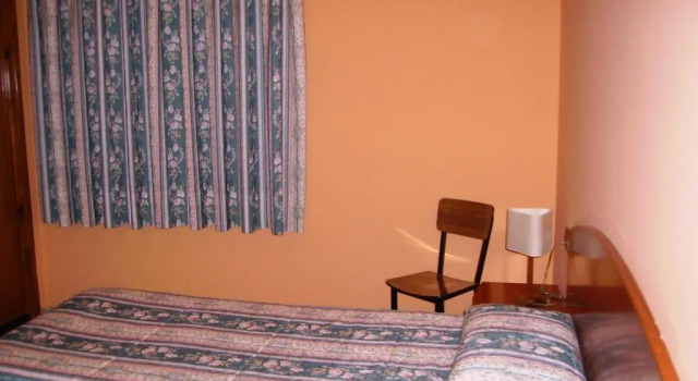 Hostal lEscon, Book Hotel Llanars Ripolles