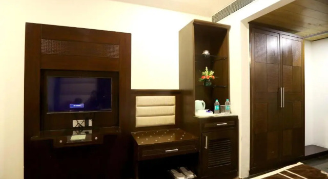 Номер Deluxe HOTEL PITRASHISH PRIDE IGI Intl AIRPORT DELHI