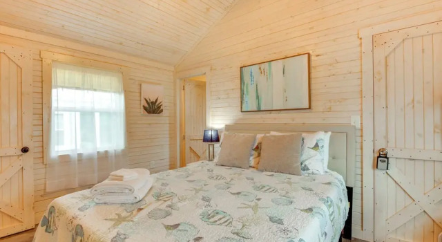 2 Mi to Carrabelle Beach: Home w/ Yard & Porch, Réserver Maison de vacances Carabelle Floride