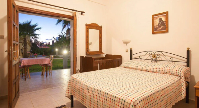 Glaro Garden Hotel, Buchen Sie Hotel Dipkarpaz Nordzypern