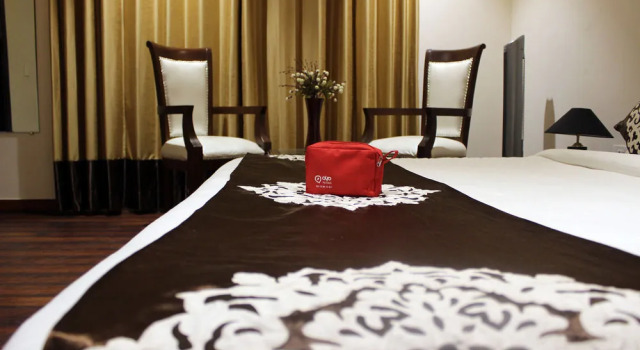 OYO 550 Hotel Aura Grand Residency, Забронировать Отель Отели Нью-Дели с завтраком, Завтраки