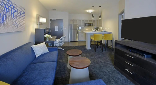 Четырёхместный номер Standard c 1 комнатой Staybridge Suites - Little Rock - Medical Center by IHG