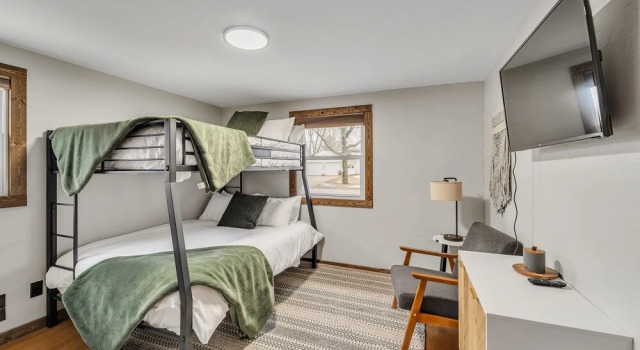 Titletown Hideaway: Spacious Boho 4 Bedroom Home by RedAwning, Buchen Sie Hotel Green Bay Wisconsin
