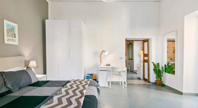 Stylish Flat Maqueda