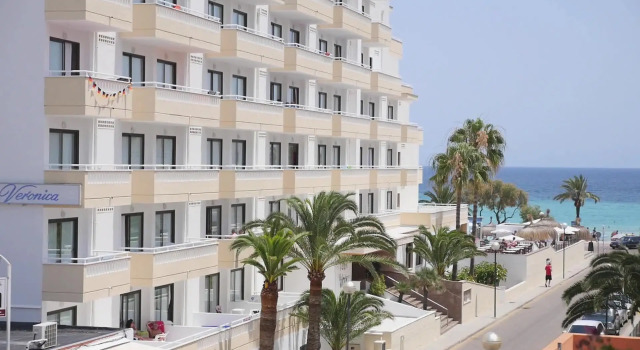 R2 Veronica, Book Hotel Cala Millor Majorca