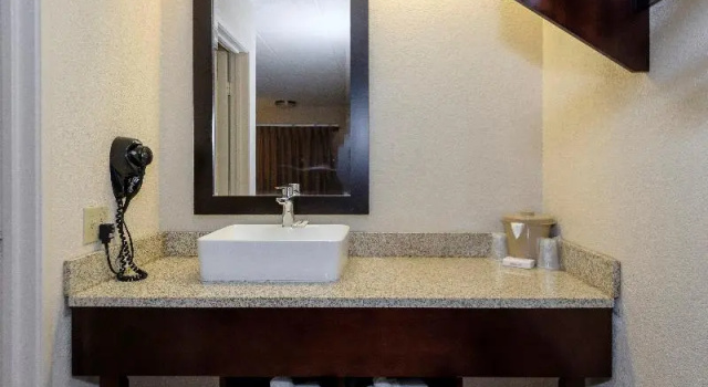 Номер Standard Red Roof Inn Lansing East - MSU