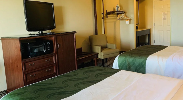 Шестиместный номер Standard Quality Inn Palm Bay - Melbourne I-95