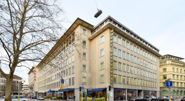 Glärnischhof by Trinity