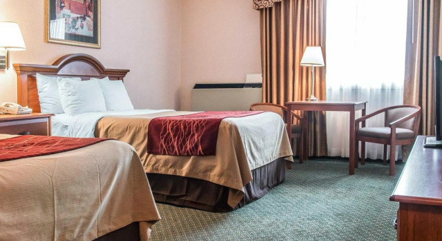 Четырёхместный номер Standard Comfort Inn Farmington Hills - Novi-Royal oaks-Southfield-Detroit Northwest