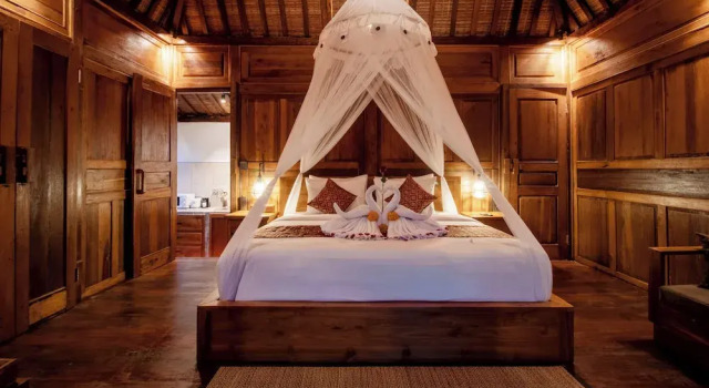 Embun Pagi Wooden Private Villas Ubud, Book Villa Hoteller i Gianyar med parkering, Parkering