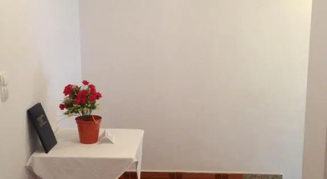 Guest House Laura, Book Pension Hoteller i Laura med parkering, Parkering
