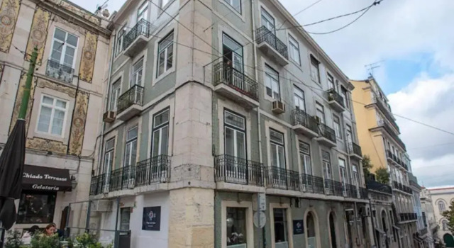MyPlace Lisbon - Luxury Trindade II, Забронировать Отель Лиссабон Эстремадура, рядом с Money Museum