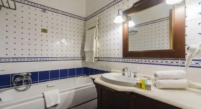 Четырёхместный семейный номер Standard Mom Hotel