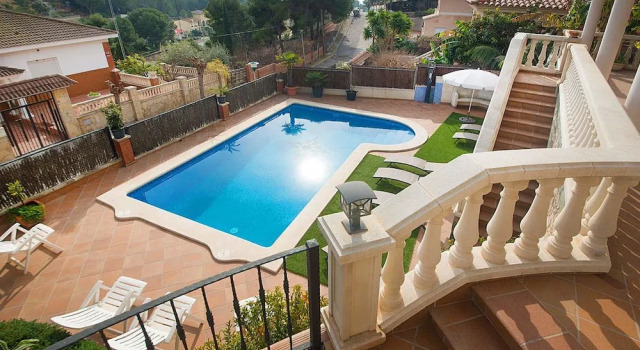 R55 Casa RUBI, Prenota Villa Calafell 