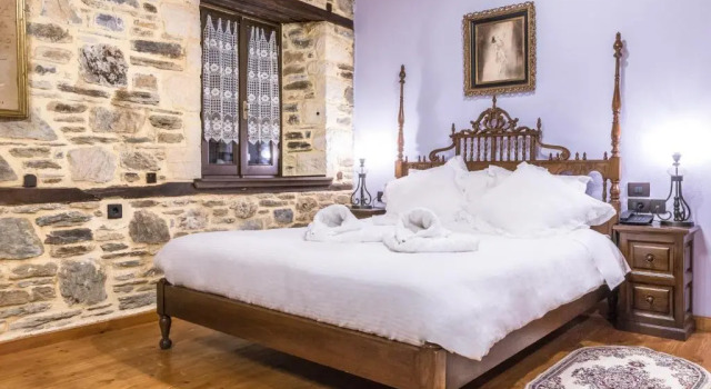 Четырёхместный номер Luxury Iliopetra Suites