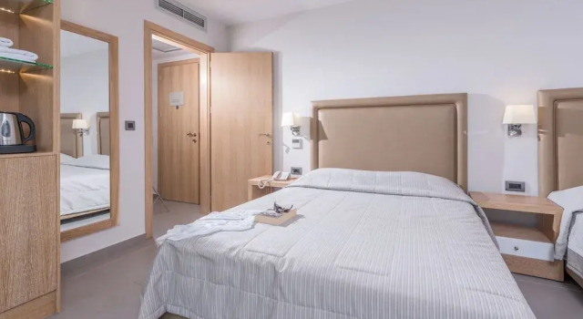 Номер Family с 2 комнатами Cactus Beach Hotel