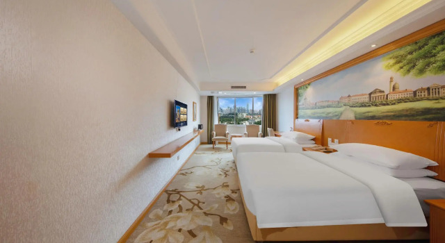 Out Sky Hotel, Boek Hotel Hotels in Guangdong met parkeren, Parkeren