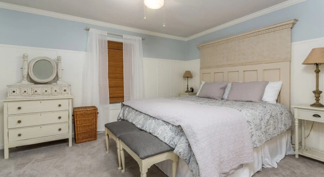617 Beach Drive by Hodnett Cooper