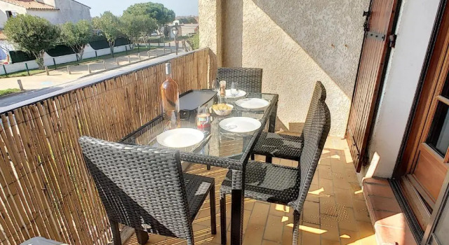 Апартаменты Superbe Duplex aux Saintes terrasse plein sud 3***