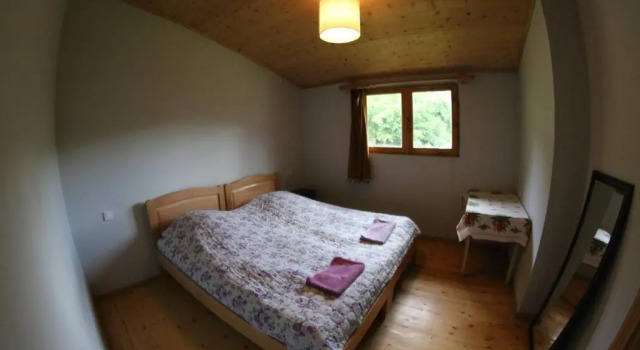 Двухместный номер Standard с видом на сад Guest House Keti Margiani Mestia