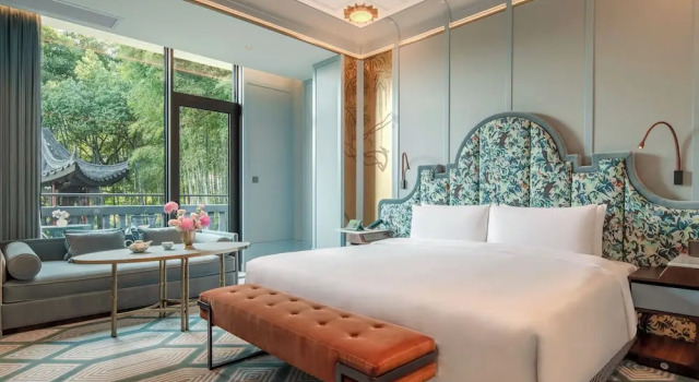 Номер Premier The Silk Lakehouse, Shangri-La Hangzhou