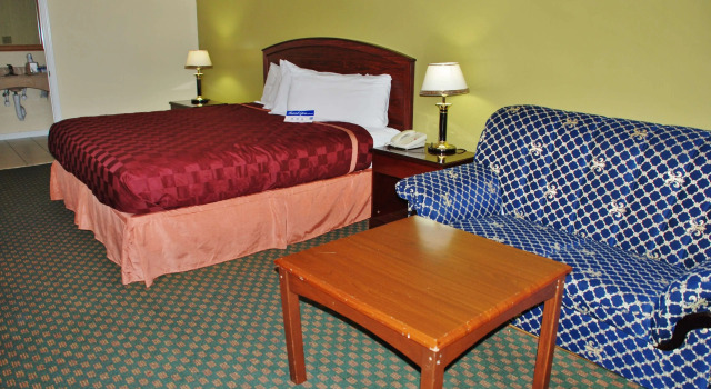 Двухместный люкс Americas Best Value Inn & Suites Hempstead Prairie View