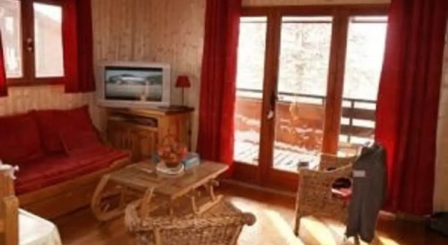 Chalet Comme à la Maison N-9, Забронировать Шале Виллы Овернь-Рона-Альпы, Вилла
