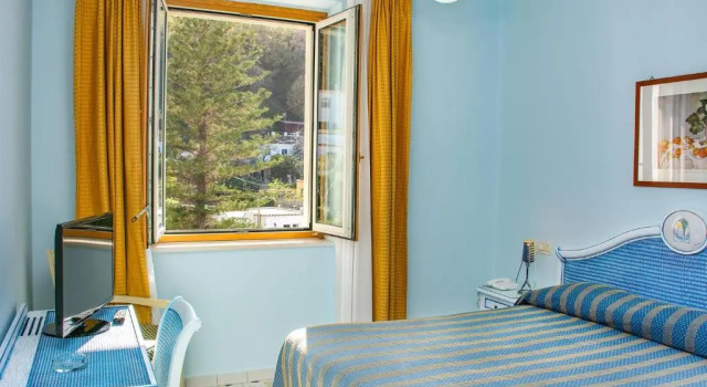 Четырёхместный номер Standard Hotel Gran Paradiso
