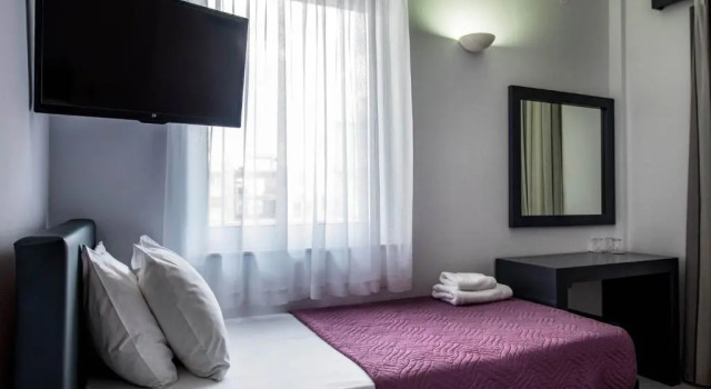 Трёхместный номер Standard Galaxy Hotel