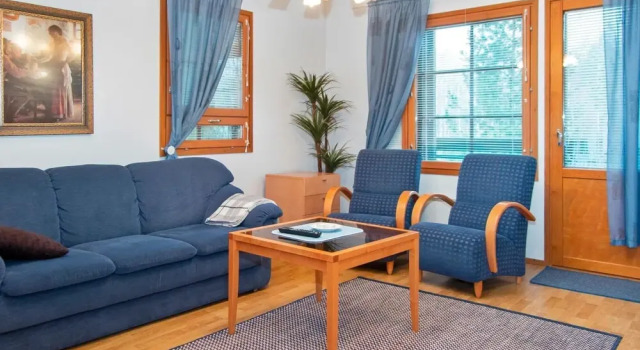 Alppitalo Sinit hti 9 apt 3 Kuopio, Забронировать Отель Отели Тахко 3 звезды, 3*